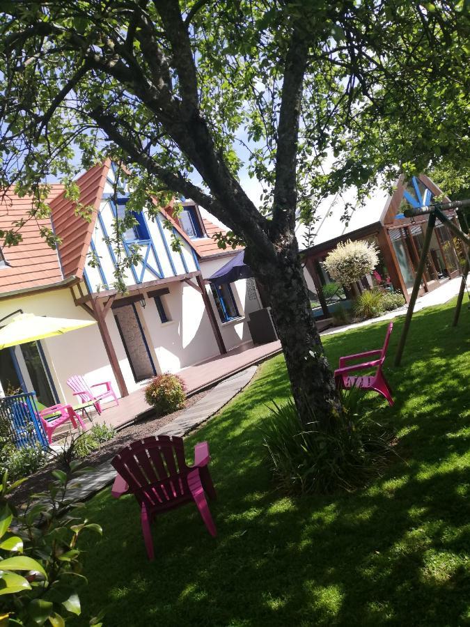 Maison Avec Piscine Et Sauna A Vire Exterior foto